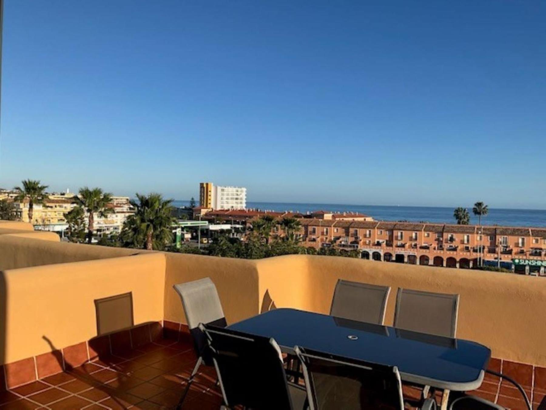 Lets In The Sun Blue Cala Apartment La Cala De Mijas Exterior photo